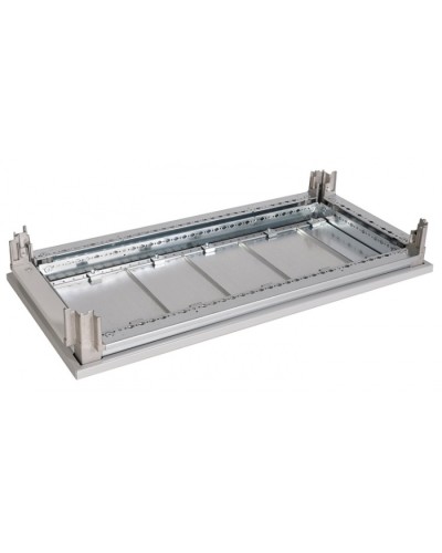 Комплект монтажный Legrand 020503 в Сыктывкаре Аксессуары для стоек и шкафов Pintop.ru