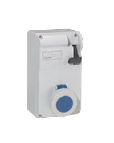 Щиток комбинированный Legrand 056621 в Сыктывкаре Щиты электрические Pintop.ru
